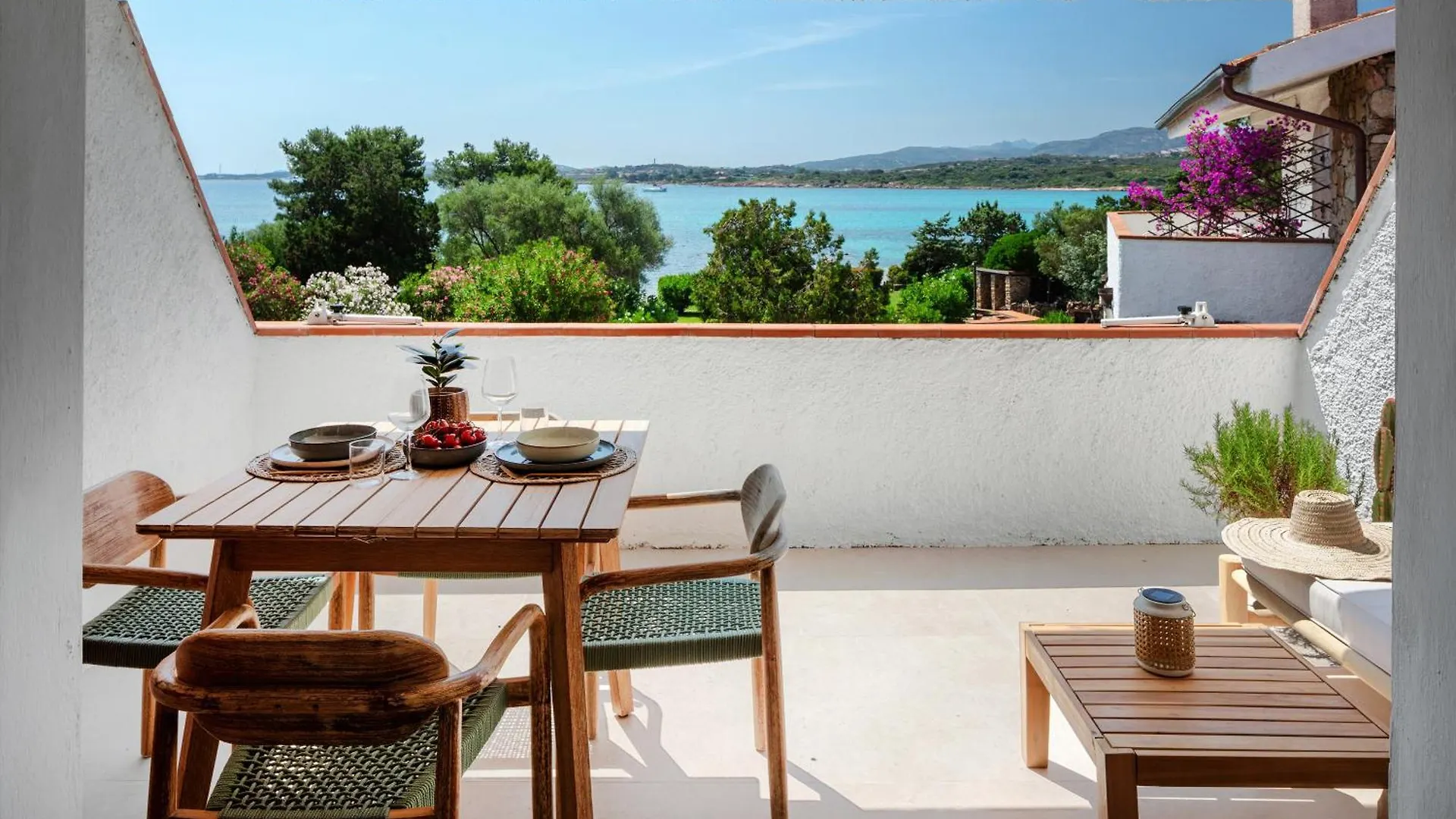 Baia Dorata Beach Apartment Porto Istana Italia