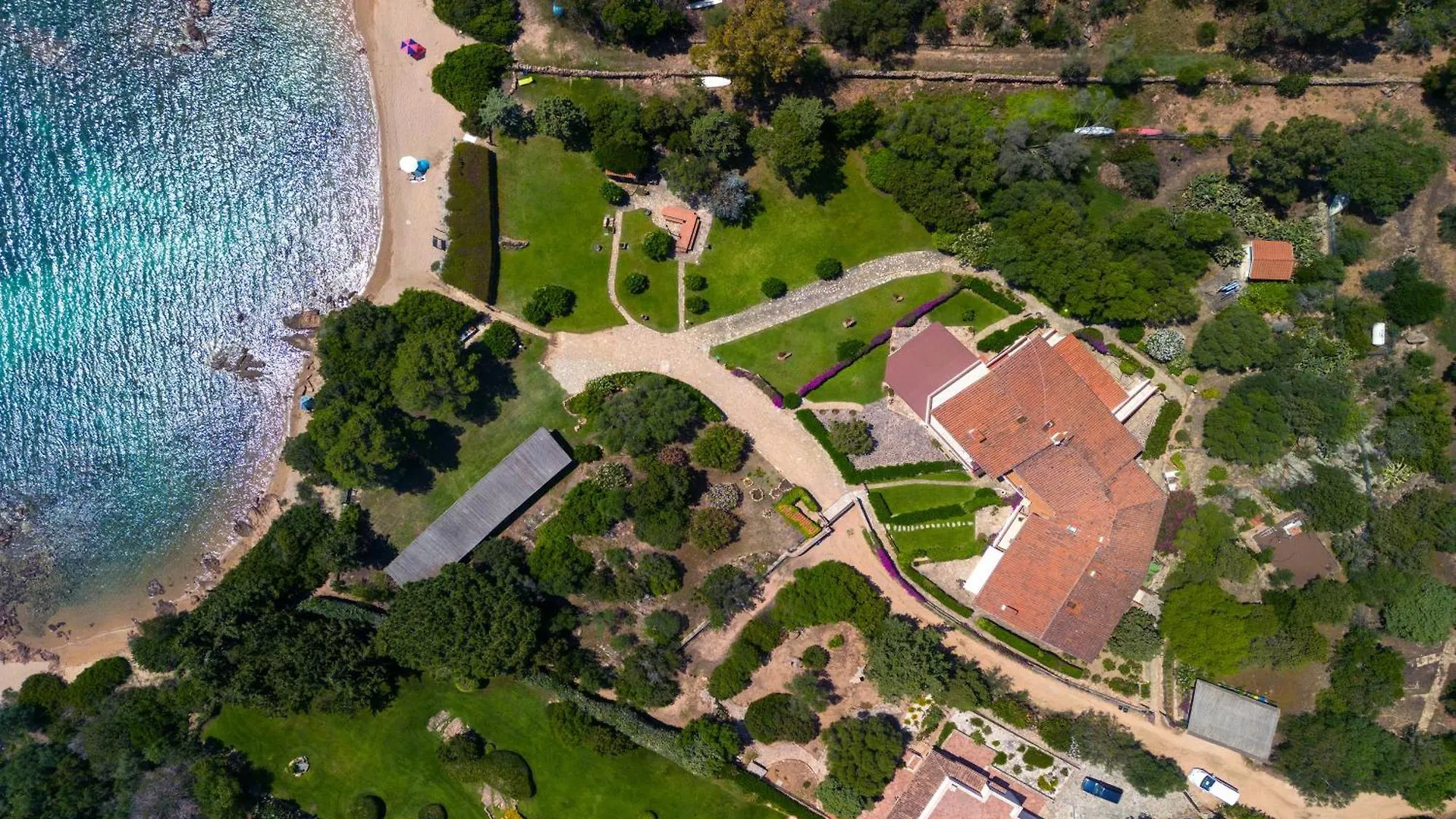 Baia Dorata Beach Apartments kontakter