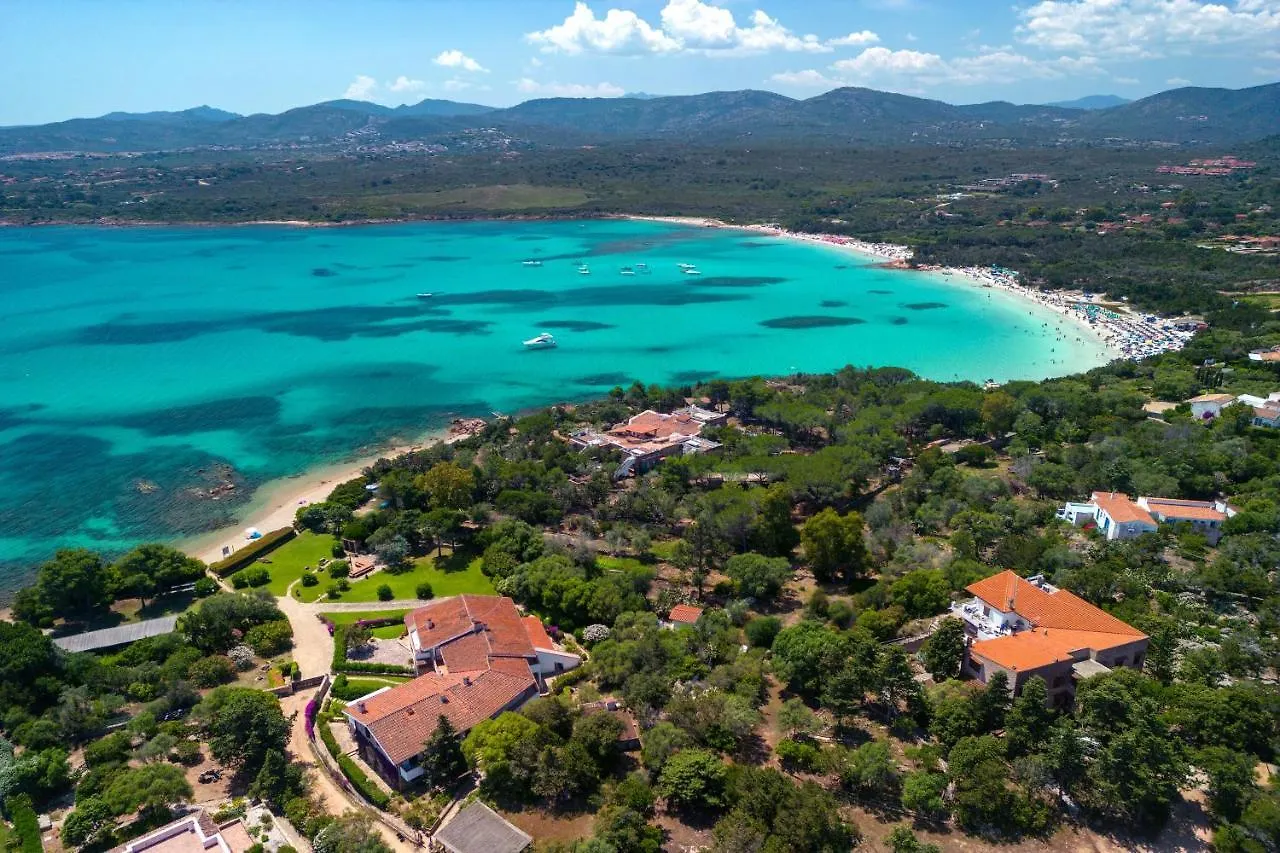 Baia Dorata Beach Apartment Porto Istana