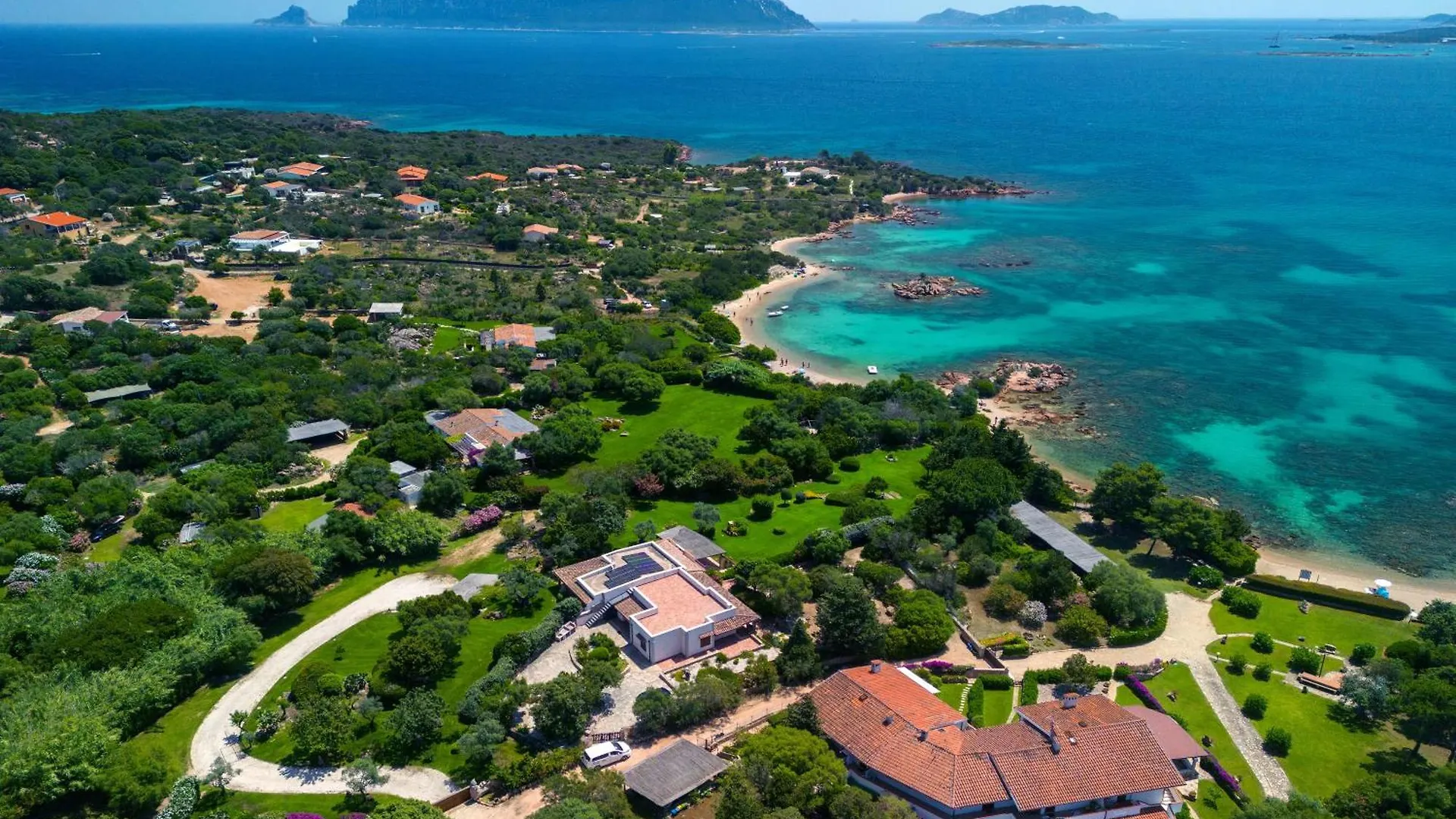 Baia Dorata Beach Apartment Porto Istana