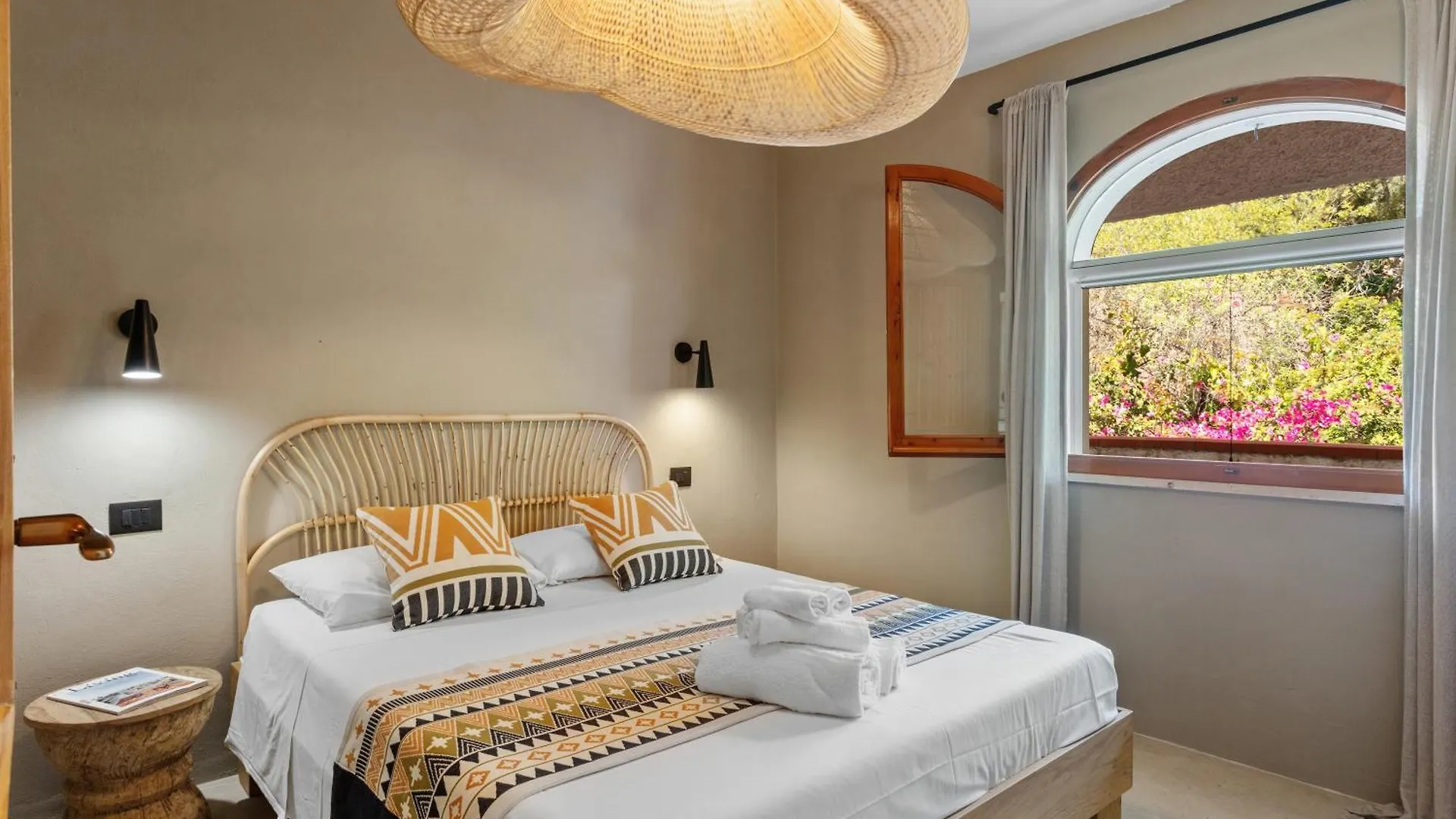 Baia Dorata Beach Apartment Porto Istana