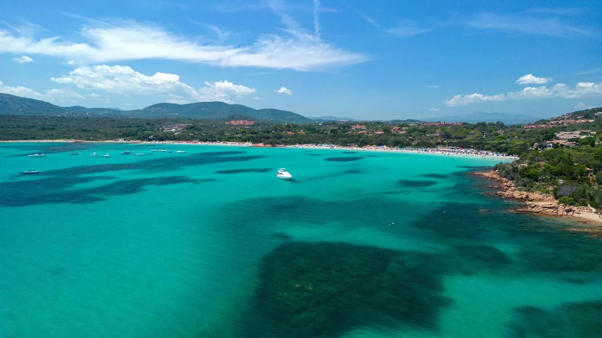 Baia Dorata Beach Apartment Porto Istana